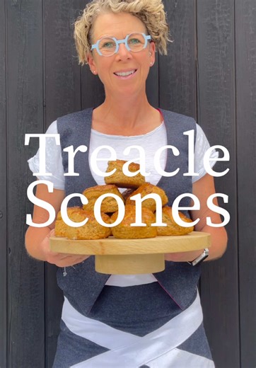 Treacle Scones Recipe: A Delicious Afternoon Delight