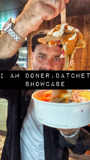 Can you believe there is a doner kebab shop in a petrol station, and we’re here to check it out? The kebab series is on tour again, and this time, we’re in Dachet to showcase @iamdoneruk I Am Doner aims to change the way we view the humble kebab. It shouldn’t just be for the intoxicated; it should be for all. They pride themselves on making everything from scratch onsite, and they are especially proud of their fresh bread, baked right in front of you. This is a fast-casual concept that focuses o