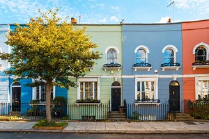 6 proven ways to win a property bidding war, according to experts