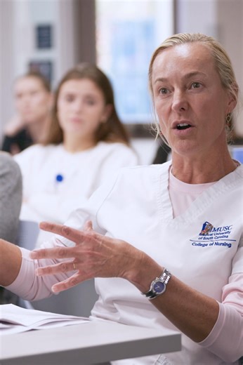 Join a community that cares, in a city that inspires ✨ At MUSC Nursing, students learn, lead and serve, gaining the skills to shape the future of health care. Are you ready to take the next step? Explore our programs: https://bit.ly/4cKMpsi #MUSCNursing #FutureNurse #CharlestonLife | MUSC College of Nursing