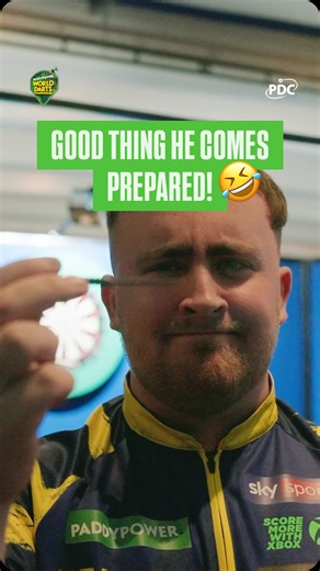 Professional Darts Corporation on Instagram: "Luke Littler’s point bent moments before the bull-up… Good thing he comes prepared. 😅"