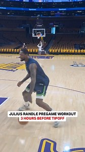 Julius Randle pregame workout with @c_hines33 3 hours before tipoff 🔥 (via @jordanswishcultures) #nba #juliusrandle #nbaplayoffs | Swish Cultures