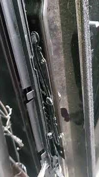 Sunroof Lower Guide Closed Position Explanation. Where to move the guides for glass to be closed