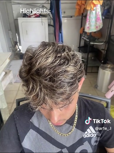 Blonde Highlights for Boys: A Stylish Transformation