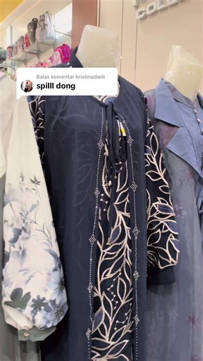 Membalas @kristinadwiii masih banyak lagi pilihan gamisnya kak yukk langsung ke store Metro Collection #metrocolection #fyp #fouryoupage