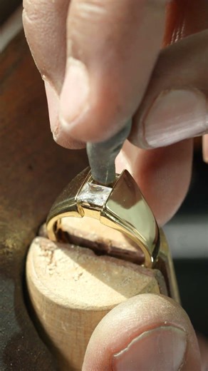 POV: You Finally Found HIS Perfect Ring 💍😱💎 #diamond #menrings #gold