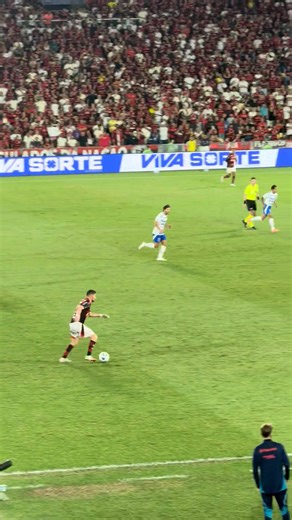 295K views · 3.5K reactions | UUUUUUUHHHH!!!!! INACREDITÁVEL O GOL QUE O MENGÃO PERDEU!!!! Sigam o @instafla e @elcotta pra mais vídeos do jogaço de hoje. | Flamengo Love - Rafael Cotta | Facebook