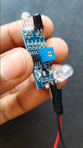 led control through the ir sensor #experiment #diy #electronics