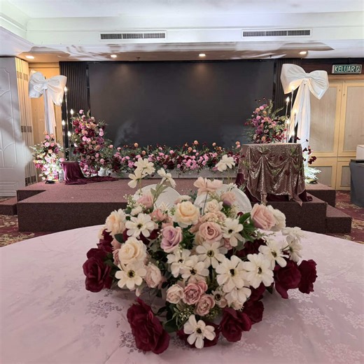 Elegant White and Gold Wedding Decor Ideas