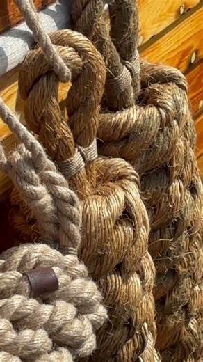 When Wood Meets Rope: The Fender That Completes the Story