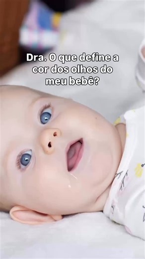 Dra Elaine | Maternidade com leveza on Instagram: "Você já reparou como a cor dos olhos do bebê pode mudar com o tempo? Muitos nascem com os olhinhos mais claros, acinzentados ou azulados e com o passar dos meses, eles vão escurecendo. Mas o que será que define essa cor? Tudo está ligado à melanina, o mesmo pigmento que dá cor à nossa pele e cabelo. Quanto mais melanina, mais escuros os olhos. Quanto menos melanina, mais claros, como azuis ou verdes. Nos primeiros meses, as células responsáveis