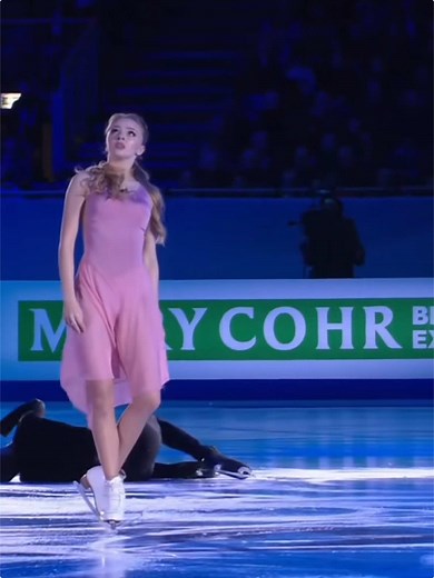 Explore the Beauty of Women's Figure Skating