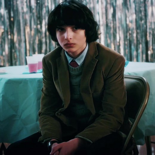 this man is so beautiful screaming crying throwing up into my pillow actually dying throwing myself off a cliff #mikewheeler #finnwolfhard #strangerthings #milasqua