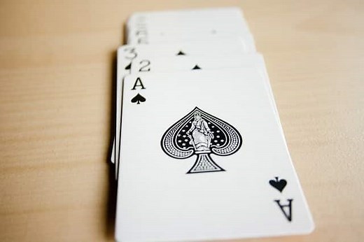 Atout Pique ou Spades : Règles du Jeu (jeu de cartes) - Poker et Cartes