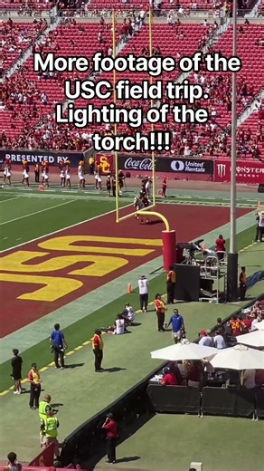 The lighting of the torch!!!!! #fyp #uscfootball #usc #avidreader #universityofsoutherncalifornia