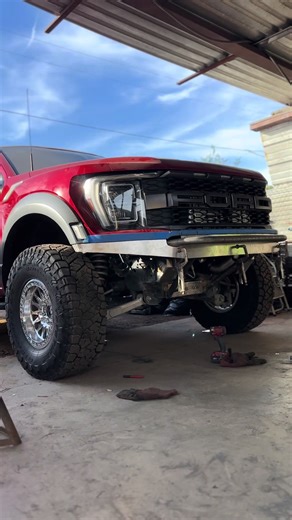 SVC top mount inercooler mounted and fabricated Prerunner front Bumper #westfab #prerunnersoftiktok #raptor #fordraptor #terracrew