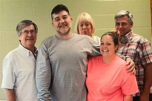 Death row inmate released on bail after nearly 30 years in prison