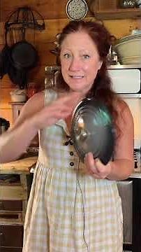 Le Creuset Cast Iron 2.75-qt Traditional Saucepan