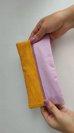 DIY Double Sided zipper pouch #trending #crafts #upcycling #diy #upcycle #handmade #viral #diycraft #fbviral #fbpost | DIY Cheng