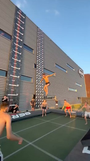 THE WORLD’S FIRST NONUPLE FLIP 9 FLIPS 🤯 | Radial Flipz