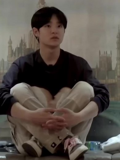 เทรเชอร์จีฮุน: ลุคผมเท่แบบเกาหลีแท้100%