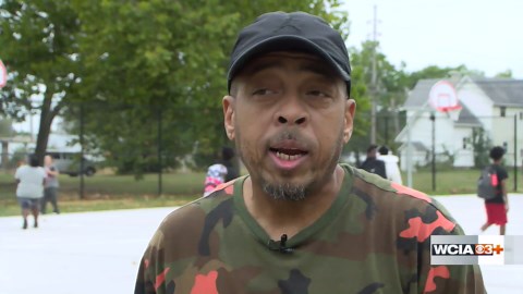 'It's community development at its best': Decatur community center unveils new basketball court