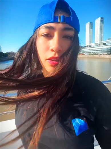 Street flow hitting Buenos Aires 😎🔥 We’re live right now. El flow de la calle llegando a Buenos Aires 😎🔥 Estamos en vivo. #StreetPulse #ArgentinaLive #UrbanFlow #Live