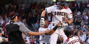D-backs rally after Bumgarner's huge game