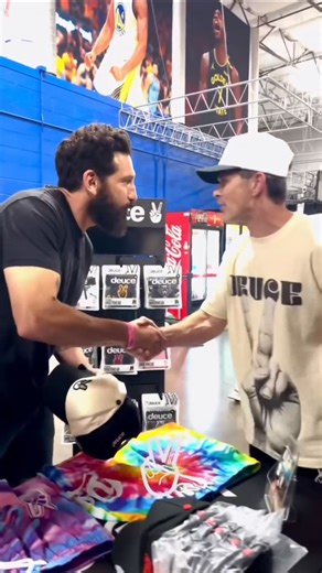 Big_moment_—_Jon_Bernthal_“The_Punisher”_stopped_by_the_pop-up_and_showed_love.__Grateful_for_the