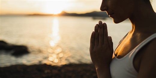 Pray for a Peaceful, Safe Vacation With These Blessings for Summer