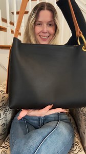 Back by popular demand. 🖤 We’re breaking down what fits inside our Rayna. | HOBO