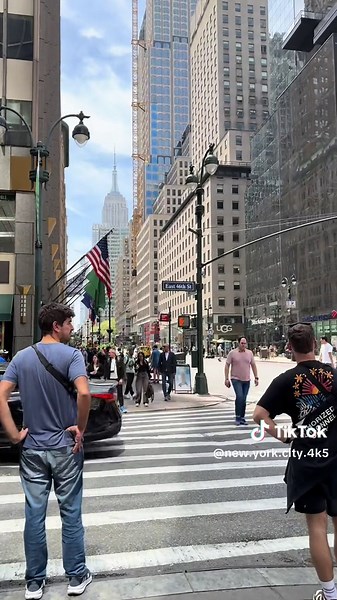 Exploring the Vibrant Streets of New York City