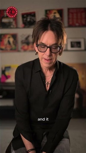 Don’t miss the premiere of the remastered It Must Have Been Love video, out this Saturday! #Roxette