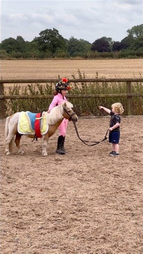 Kids & a mini pony 🤣 #horse #equestrian #pony #horsegirl #horseriding #small