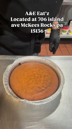 This for my Big Backs 😎Every Friday on a Friday Be sure to catch our loaded cornbread bowls you can load them up with any protein or sides we have available in house …..😋😋 #aandeeatz #communitydining #mckeesrocks #pgheats #pittsburghlocal #pittsburghtakeout #soulfoodrestaurant #pittsburgh #412food #pghrestaurants #explore #exploremore #reelsinstagram #grandopening #pghfoodie #pghfood #explorepage #supportlocal #bestfoodpgh #pgh #thingstodoinpittsburgh #foodpornpgh #eatlocalpgh #eatingpgh #pit