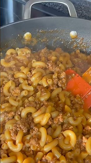 Homemade Hamburger Helper recipe on YouTube channel #familydinner #recipe #easymeals