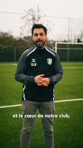 ✨ Que 2026 soit un rêve éveillé ! 🏟️ Nous continuons de renforcer notre structure en étant à la tête de notre stade, via un bail emphytéotique, mais aussi de notre centre d’entraînement, que nous venons d’acquérir. 👦 Un atout majeur pour notre équipe professionnelle, mais aussi pour nos jeunes. ⚽️ Sportivement, tout reste possible et nous travaillerons dur pour regarder vers le haut. 🎁 Regardez la vidéo jusqu’au bout car on commence l’année avec un cadeau ! 🤩 | Royal Francs Borains