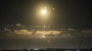 Cum arată și cât costă Iron Dome, sistemul pe care-l dorește România. Ar fi prima țară din Europa care îl cumpără | VIDEO