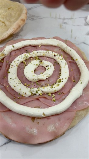Pizza rellena muy fácil #pizza #food #pizzalover #fyp #cocina #recetas