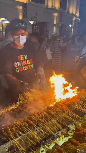 305K views · 2.9K reactions | BEST SINGAPOREAN RESTAURANT IN LONDON...