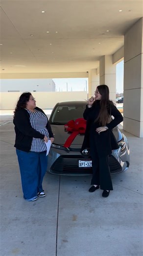 Destanny Gonzalez on Instagram: "#destin2drive #dailydoseofdestanny💛 #houstontx #houstoncarsales #houstoncars Send me a message or click the link in my bio to book an appointment! -Driver license/ ID or passport from your country -social / ITIN"
