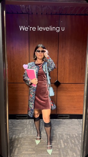 Kristy | Tulsa Personal Stylist on Instagram: "Going up? ⬆️ ✨ Personal style is the strategy. We’re walking into rooms with influence & authority. @kedstyled is the power move that helps you level up, look your best, and wear what you love. Tell your story without saying a word. Book your service today. Closet edits. Shopping. Outfit creation. Wardrobe upgrades. Photoshoots, video & more."