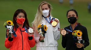 Tokyo: Nelly Korda hoists women's golf gold medal