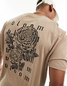 ASOS DESIGN – Locker geschnittenes T-Shirt in Beige mit Gothic-Rosen-Print auf dem Rücken | ASOS