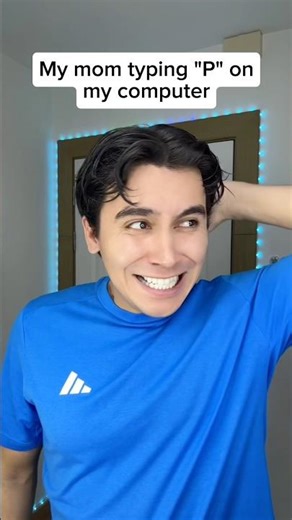 When Mom typing P on computer😭