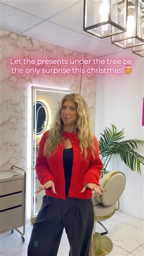 ✨ Let the presents under the tree be the only surprise this Christmas! 🎄🎅 Step into the magic of the SEC showroom and gift yourself and your clients , the luxury of the Infinitii Collection. Where creativity meets luxary… and every detail is designed to inspire. ✨ What 's on offer? ✨ Two floors of luxury salon, beauty & barber furniture ✨ Exclusive Infinitii Collection — only at SEC ✨ Over 15 fully-styled salon setups to spark your imagination ✨ Specialist beauty furniture for ultimate comfort