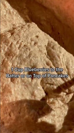Easy 6-Ingredient Vegan Blueberry Pancakes