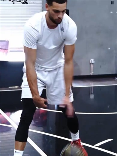 3 elite heavy-ball drills—5 reps per hand, level up your handles to NBA-level 🔥🏀💪 #basketballtips #basketballtiktok #foryoupage #basketball🏀 #hoops