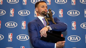 LeBron James: No doubt Stephen Curry is deserving of MVP