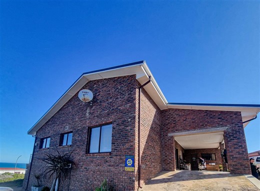 5 Bedroom House for sale in Dana Bay - 11 P. Cordata Street - Mossel Bay - Property24